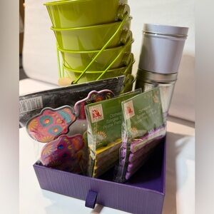 Colorful Stationery Package, Gift Bundle, Desk Set